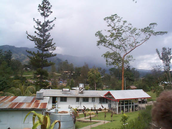 Kundiawa schoolhouse